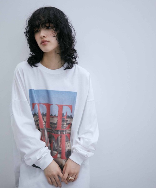 THE MET × ADAM ET ROPE'】LOGO PHOTO LONG SLEEVE TEE（Tシャツ
