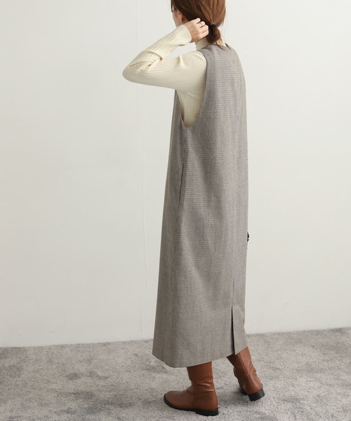 URBAN RESEARCH DOORS（アーバンリサーチドアーズ）の「ストレートラインジャンパースカート（ワンピース・レディース・ブラック/グレー系その他/ベージュ系その他・MEDIUM）」の14枚目の写真