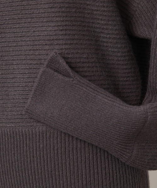 Cheek（チーク）の「スリットあきニットプルオーバー（ニット/セーター・レディース・ブラック/チャコールグレー/ブルー・MEDIUM）」の9枚目の写真