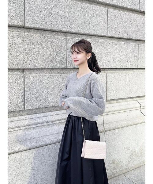 HALUHIROINE（ハルヒロイン）の「Vネックリブニットプルオーバー