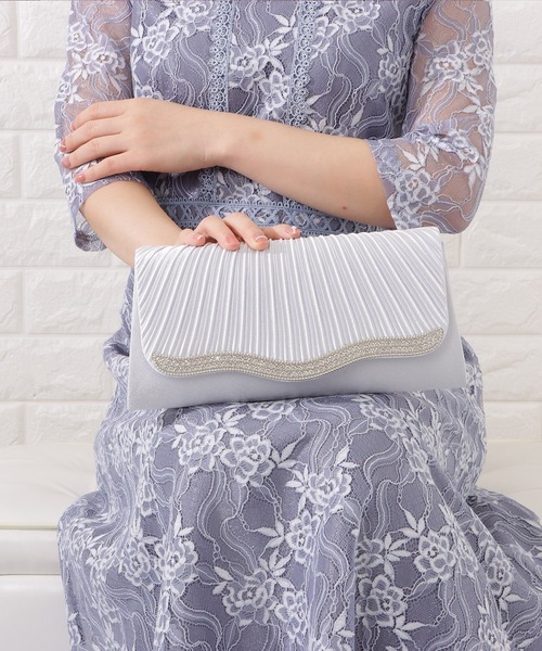 Lace Ladies(レースレディース)の「サテンプリーツパーティーバッグ(クラッチバッグ・レディース・ブラック/ベージュ/シルバー・FREE)」の6枚目の写真