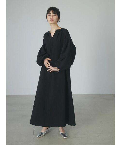 armonia（アルモニーア）の「a.袖ギャザーボリュームワンピース（ワンピース・レディース・ブラック/サックスブルー/ベージュ・FREE）」の4枚目の写真