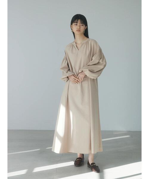 armonia（アルモニーア）の「a.袖ギャザーボリュームワンピース（ワンピース・レディース・ブラック/サックスブルー/ベージュ・FREE）」の5枚目の写真