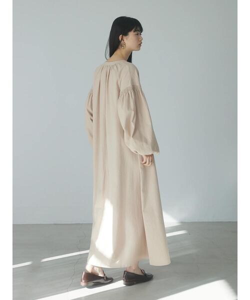 armonia（アルモニーア）の「a.袖ギャザーボリュームワンピース（ワンピース・レディース・ブラック/サックスブルー/ベージュ・FREE）」の9枚目の写真