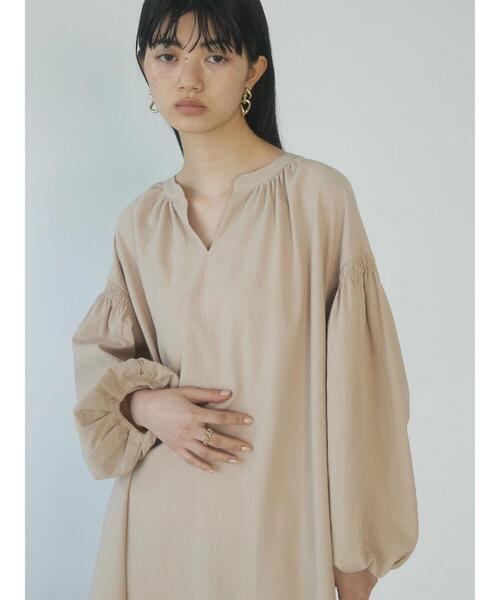 armonia（アルモニーア）の「a.袖ギャザーボリュームワンピース（ワンピース・レディース・ブラック/サックスブルー/ベージュ・FREE）」の10枚目の写真