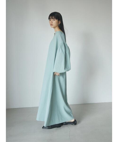 armonia（アルモニーア）の「a.袖ギャザーボリュームワンピース（ワンピース・レディース・ブラック/サックスブルー/ベージュ・FREE）」の16枚目の写真