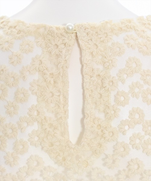 clear（クリア）の「オーガンジー刺繍半袖ブラウス （シャツ/ブラウス・レディース・ブラック/ホワイト/ベージュ/ミント・F）」の10枚目の写真