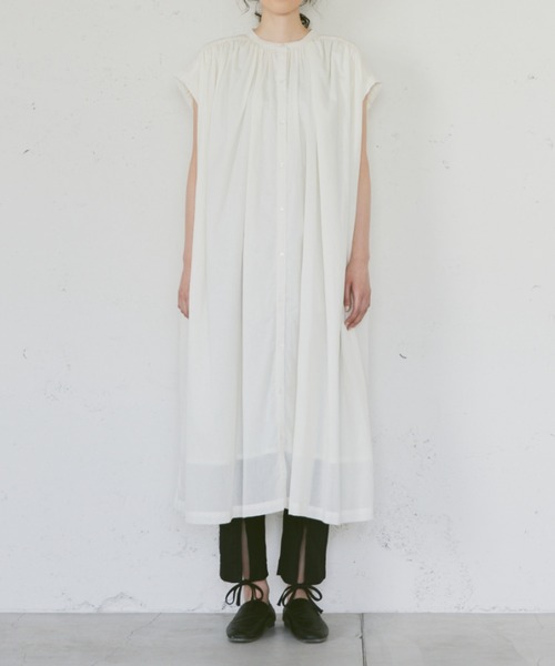 Libra Cue（リブラ キュー）の「コットンボイルノースリーブワンピース（ワンピース・レディース・ブラック/ピンク/カーキ/アイボリー・FREE）」の7枚目の写真