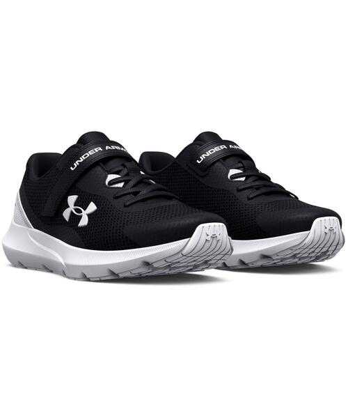 UNDER ARMOUR（アンダーアーマー）の「UAサージ3 AC（ランニング/KIDS）（スニーカー・キッズ・ブラック・21.5cm/19.0cm/20.0cm/18.0cm/21.0cm/22.0cm/19.5cm/20.5cm/17.0cm/18.5cm/17.5cm）」の4枚目の写真