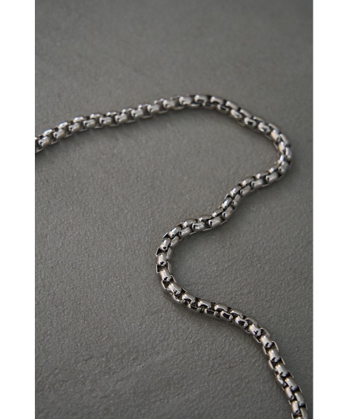 AZUL by moussy（アズールバイマウジー）の「VENETIAN CHAIN NECKLACE/ヴェネチアンチェーンネックレス（ネックレス・メンズ・シルバー・FREE）」の5枚目の写真