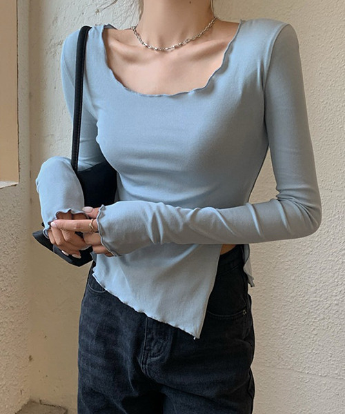c.u.l(シーユーエル)の「スリット入りデザインカットソー culw443(Tシャツ/カットソー・レディース・ブルー/ブラック/ピンク・M/L)」の3枚目の写真