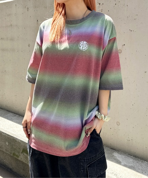 sedacle(セダクル)の「グラデーションTシャツ(Tシャツ/カットソー・メンズ・パープル/レッド/ピンク・MEDIUM/LARGE)」の2枚目の写真