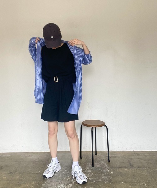 ISOOK(アイスー)の「Belted short pants set up / ベルトショートパンツセットアップ(kiharu select)(セットアップ・レディース・ブラック/ベージュ・FREE)」の3枚目の写真