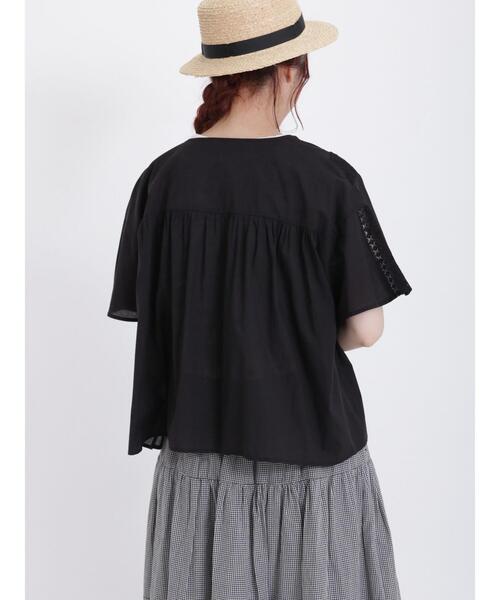 Samansa Mos2（サマンサ モスモス）の「切替レースブラウス（シャツ/ブラウス・レディース・ベージュ/オフホワイト/ブラック・F）」の6枚目の写真