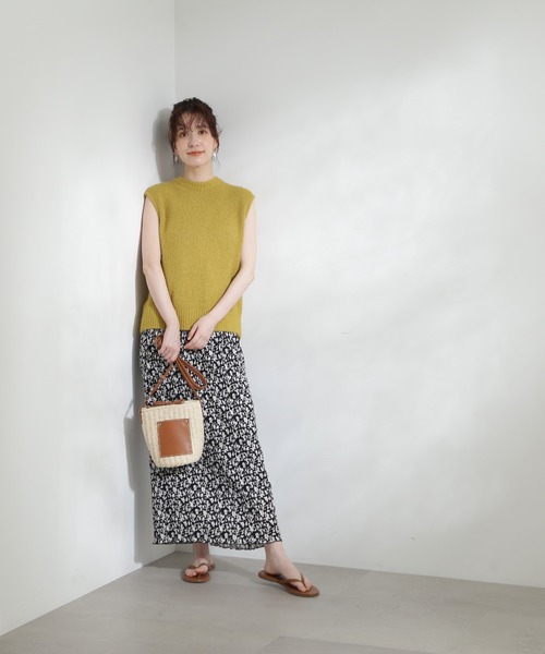 N.(N. Natural Beauty Basic)(エヌエヌナチュラルビューティーベーシック)の「◆花柄ナロープリーツスカート(スカート・レディース・ホワイト系その他/ブラック系その他・MEDIUM)」の11枚目の写真