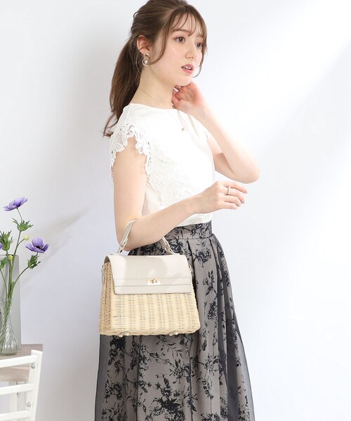 couture brooch（クチュールブローチ）の「◆【あったら嬉しい。華やぎトップス】袖レーストップス（Tシャツ/カットソー・レディース・ブラック/オフホワイト・36/38/40/42）」の15枚目の写真