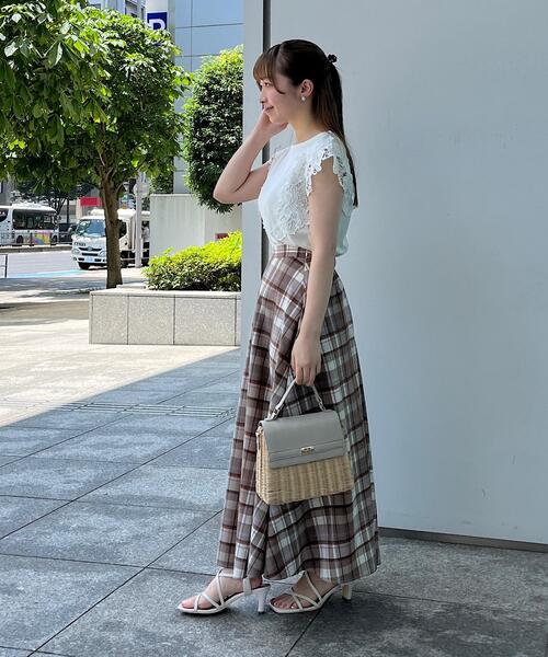 couture brooch（クチュールブローチ）の「◆【あったら嬉しい。華やぎトップス】袖レーストップス（Tシャツ/カットソー・レディース・ブラック/オフホワイト・36/38/40/42）」の8枚目の写真