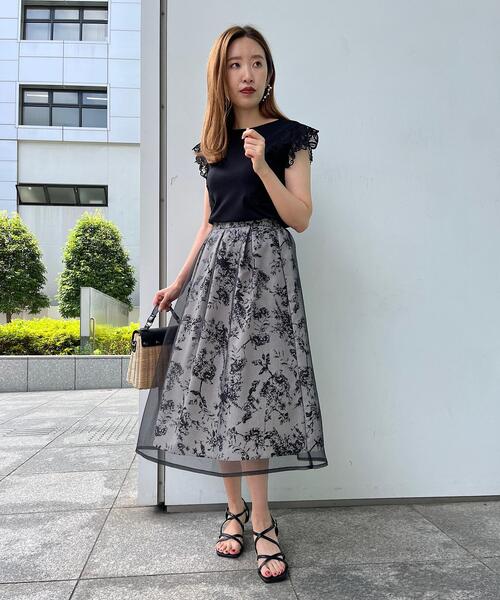 couture brooch（クチュールブローチ）の「◆【あったら嬉しい。華やぎトップス】袖レーストップス（Tシャツ/カットソー・レディース・ブラック/オフホワイト・36/38/40/42）」の9枚目の写真