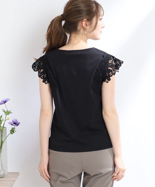 couture brooch（クチュールブローチ）の「◆【あったら嬉しい。華やぎトップス】袖レーストップス（Tシャツ/カットソー・レディース・ブラック/オフホワイト・36/38/40/42）」の18枚目の写真