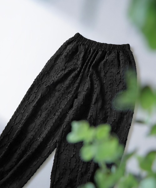 antiqua(アンティカ)の「デザイン生地ボリュームパンツ(その他パンツ・レディース・ブラック・FREE)」の13枚目の写真