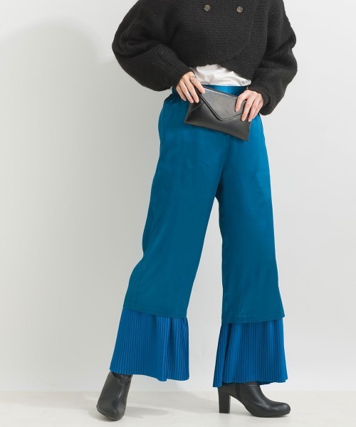 terrace(テラス)の「プリーツヘムサテンパンツ(その他パンツ・レディース・チャコール/ブラック/ブルー・MEDIUM)」の3枚目の写真