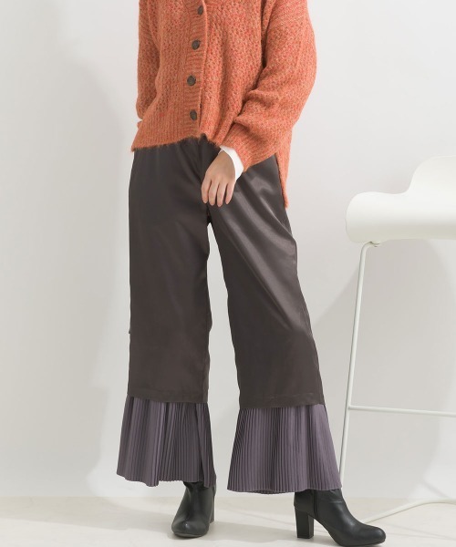 terrace(テラス)の「プリーツヘムサテンパンツ(その他パンツ・レディース・チャコール/ブラック/ブルー・MEDIUM)」の1枚目の写真