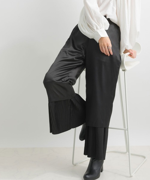 terrace(テラス)の「プリーツヘムサテンパンツ(その他パンツ・レディース・チャコール/ブラック/ブルー・MEDIUM)」の6枚目の写真