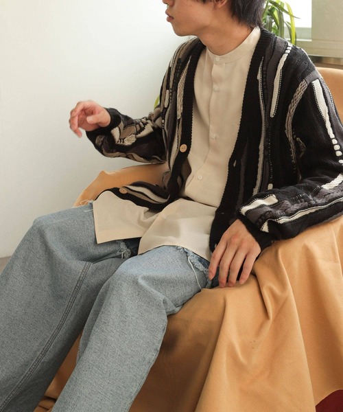 SENSE OF PLACE by URBAN RESEARCH(センスオブプレイスバイアーバンリサーチ)の「『ユニセックス』マルチカラーケーブルカーディガン(カーディガン/ボレロ・メンズ・ブラック/ライトベージュ/カーキ・MEDIUM/LARGE)」の14枚目の写真