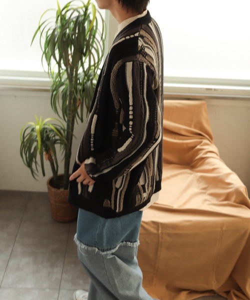 SENSE OF PLACE by URBAN RESEARCH(センスオブプレイスバイアーバンリサーチ)の「『ユニセックス』マルチカラーケーブルカーディガン(カーディガン/ボレロ・メンズ・ブラック/ライトベージュ/カーキ・MEDIUM/LARGE)」の17枚目の写真