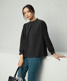 プリーツスリーブブラウス
