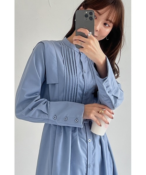 &. NOSTALGIA（アンドドットノスタルジア）の「ベルテッドピンタックシャツワンピース（シャツワンピース・レディース・サックスブルー/チャコールグレー・FREE）」の16枚目の写真