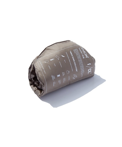 F/CE. （エフシーイー）の「TAION BY F/CE. PACKABLE DOWN SCARF / タイオン By エフシーイー パッカブルダウンスカーフ（マフラー・メンズ・ブラック/ブラウン/セージグリーン/オリーブ/レッド・FREE）」の15枚目の写真