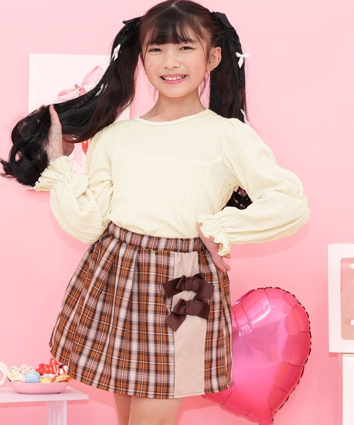 Bee des Bee(ビーデスビー)の「模様編み風キャンディースリーブプルオーバー(その他トップス・キッズ・パープル系/アイボリー/ブラック/モカ・130cm/110cm/150cm/120cm/140cm/100cm)」の14枚目の写真