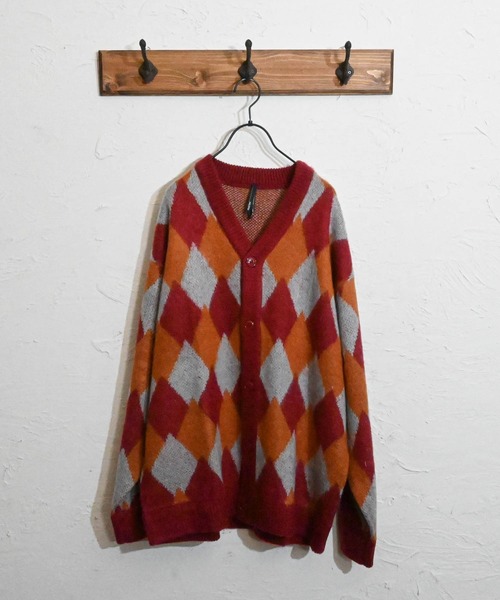 Anytime Songs(エニータイムソングス)の「ジャギー加工ダイヤ柄 バルーンカーディガン(カーディガン/ボレロ・メンズ・ワイン/ブラック/グリーン・MEDIUM/X-LARGE/LARGE)」の21枚目の写真