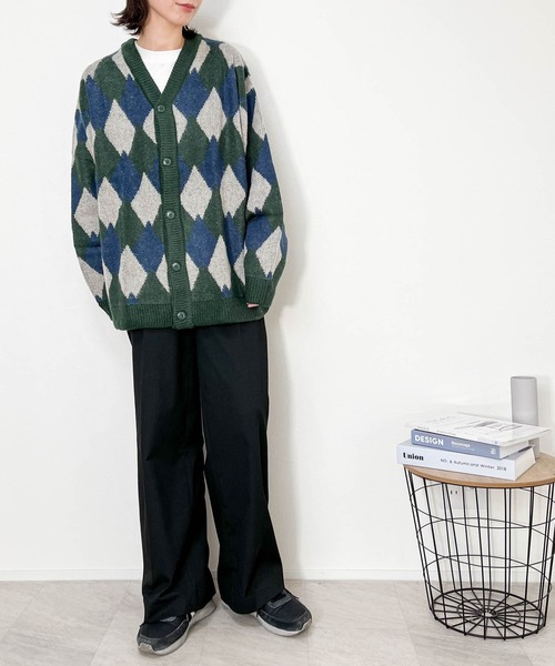 Anytime Songs(エニータイムソングス)の「ジャギー加工ダイヤ柄 バルーンカーディガン(カーディガン/ボレロ・メンズ・ワイン/ブラック/グリーン・MEDIUM/X-LARGE/LARGE)」の10枚目の写真
