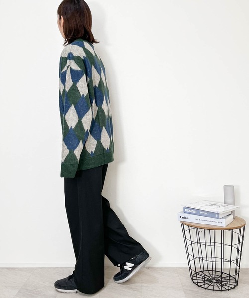 Anytime Songs(エニータイムソングス)の「ジャギー加工ダイヤ柄 バルーンカーディガン(カーディガン/ボレロ・メンズ・ワイン/ブラック/グリーン・MEDIUM/X-LARGE/LARGE)」の11枚目の写真