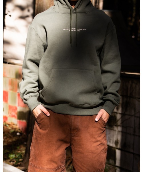 ELEMENT(エレメント)の「ELEMENT メンズ 【SMOKEY BEAR】 SBXE FRIENDS SMOKEY HOOD パーカー 【2023年秋冬モデル】/エレメントバックプリントプルオーバーパーカー・フーディ(パーカー・メンズ・オリーブ・X-LARGE/MEDIUM/LARGE)」の6枚目の写真