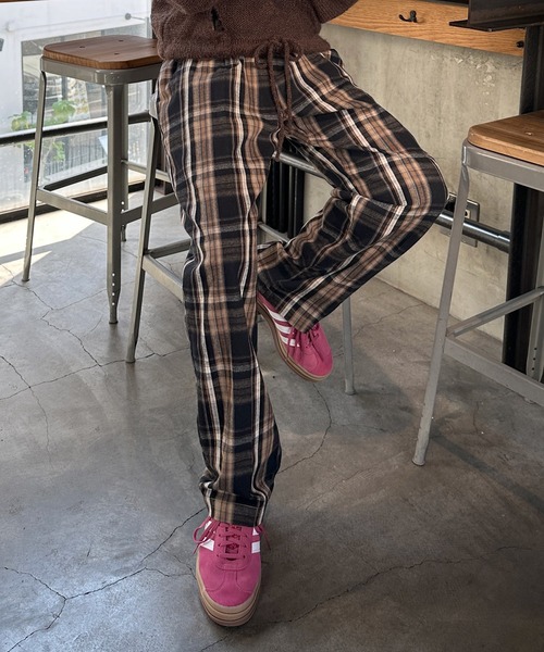 Alley by w closet（アリーバイダブルクローゼット）の「【Alley】テーパードチェックパンツ（スラックス・レディース・ピンク/レッド/ブラウン・FREE）」の2枚目の写真