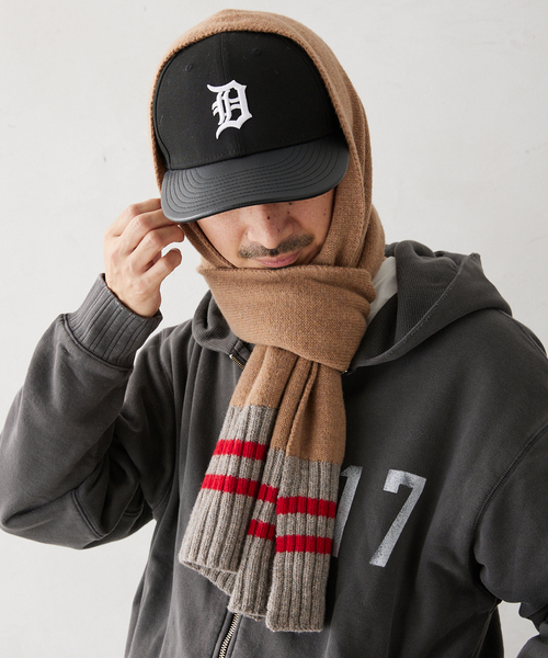 ROBERT MACKIE（ロバートマッキー）の「【ROBERT MACKIE / ロバートマッキー】 tube muffler w/rib（マフラー・メンズ・ベージュ/ブラック/グリーン・FREE）」の2枚目の写真