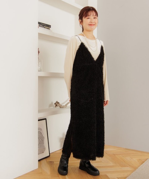 flower(フラワー)の「グロッシーベロアトップ(Tシャツ/カットソー・レディース・アイボリー/ブラウン・FREE)」の19枚目の写真