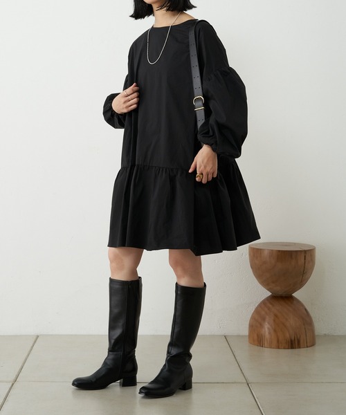 SHENERY（シーナリー）の「ギャザーチュニックワンピース（チュニック・レディース・ブラック/オフホワイト・FREE）」の5枚目の写真