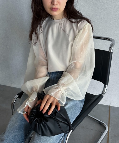 feepur（フェピュール）の「袖シアーボリュームブラウス（シャツ/ブラウス・レディース・アイボリー/ブラック・MEDIUM）」の21枚目の写真