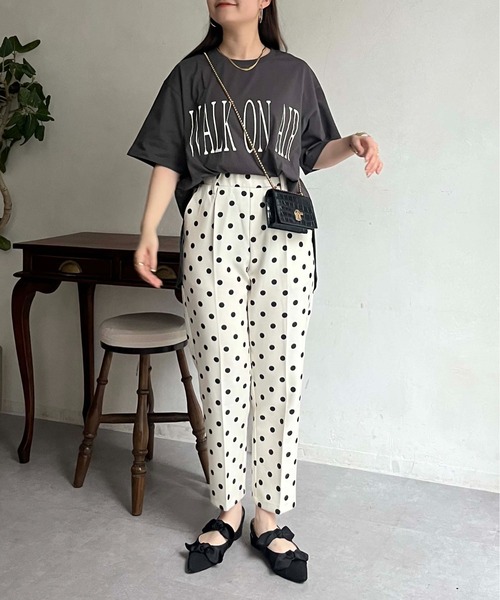 prose verse(プロズヴェール)の「BIGロゴラウンドヘムTシャツ(Tシャツ/カットソー・レディース・グレー/オフホワイト/チャコールグレー・MEDIUM)」の9枚目の写真