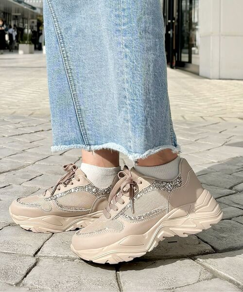 ESPERANZA(エスペランサ)の「ふわふわクッショングリッターコンビスニーカー 24SS(スニーカー・レディース・ホワイト系9/ブラック系8/ベージュ系8・LL/L/M/S)」の3枚目の写真