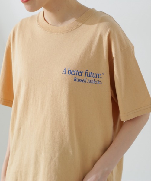 Russell Athletic（ラッセルアスレティック）の「◆【RUSSELL ATHLETIC】Graphic Tシャツ（Tシャツ/カットソー・レディース・ライトイエロー/オフホワイト/オレンジ・MEDIUM）」の7枚目の写真