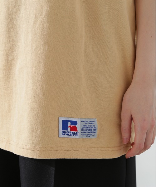 Russell Athletic（ラッセルアスレティック）の「◆【RUSSELL ATHLETIC】Graphic Tシャツ（Tシャツ/カットソー・レディース・ライトイエロー/オフホワイト/オレンジ・MEDIUM）」の9枚目の写真