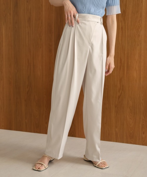 Bab（バブ）の「【S・M・Lサイズ展開】ラップ調タック入りスラックス（スラックス・レディース・チャコールグレー/アイボリー/ベージュ/イエロー・L/M/S）」の6枚目の写真