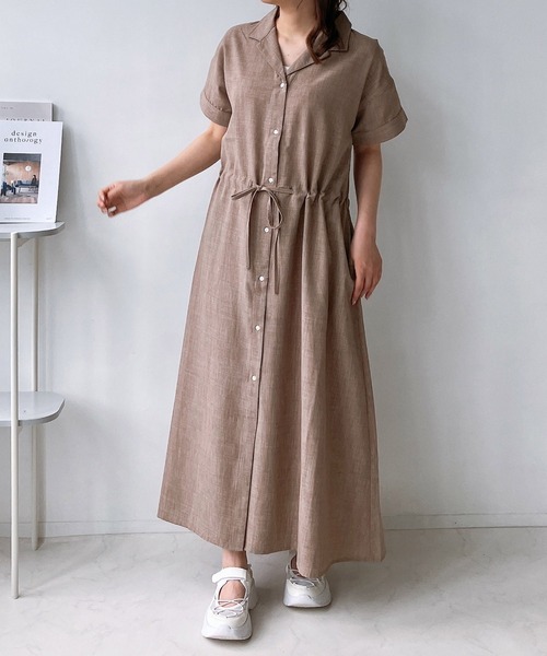 AS KNOW AS plus（アズノゥアズプラス）の「◎ウエスト結び開襟ワンピ―ス（ワンピース・レディース・ブラック系/ベージュ系/グリーン系/ネイビー系/ブラック/サックスブルー/モカ/ネイビー/イエロー系・FREE）」の5枚目の写真