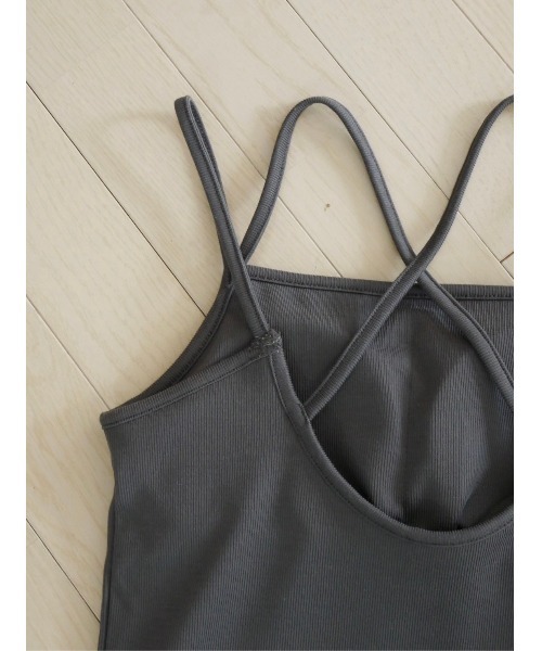 TRUNC(トランクエイティーエイト)の「Rib Back Cross Camisole(キャミソール・レディース・チャコールグレー/ブラック/アイボリー・FREE)」の5枚目の写真