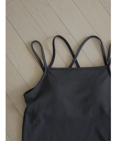 TRUNC(トランクエイティーエイト)の「Rib Back Cross Camisole(キャミソール・レディース・チャコールグレー/ブラック/アイボリー・FREE)」の7枚目の写真